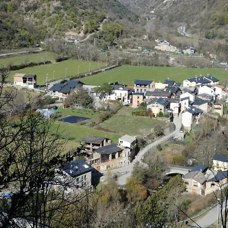 Appartamento El Raco A Anserall. A 8km Andorra. Anserall (Catalonia)